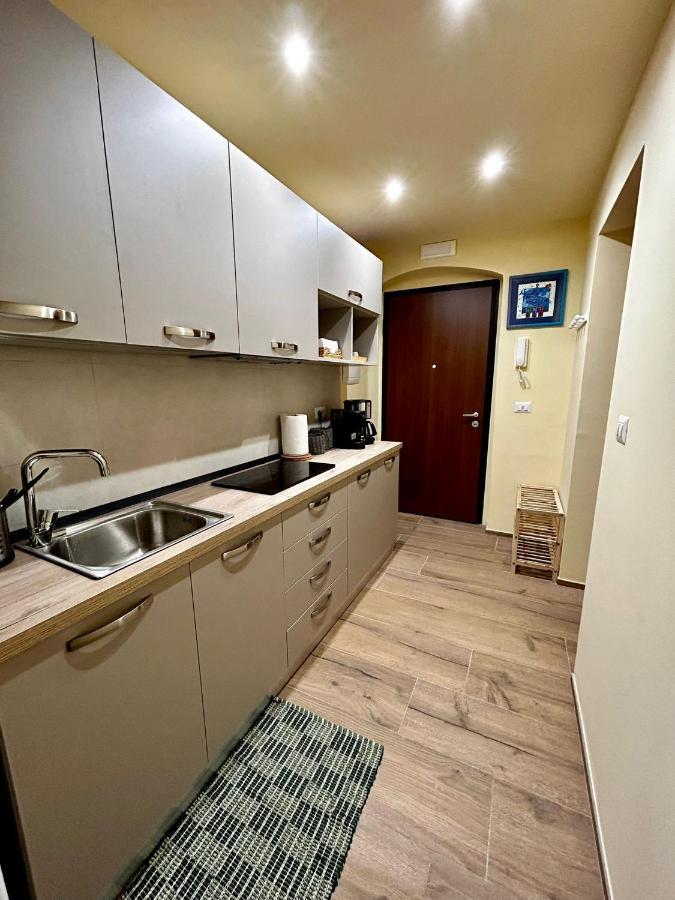 Lotus Apartment Bari Exterior photo